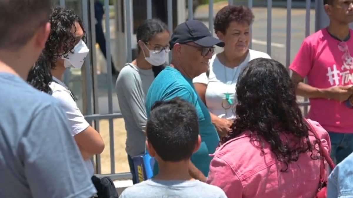 Candidatos marcam presença no primeiro dia do Enem 2022.