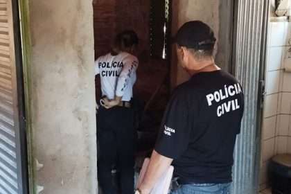 Polícia