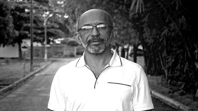 Professor Élio Ferreira